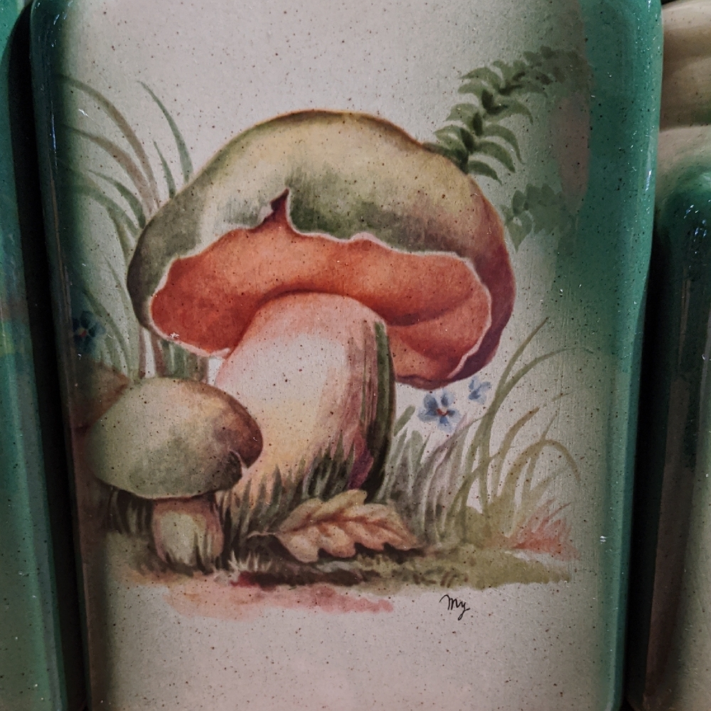 Handcrafted Mushroom Canister Set - Green and Cream - Picture 7 of 11